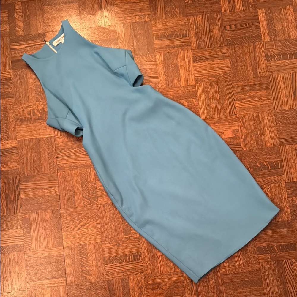 Elizabeth and James Blue cut out Dress size 4